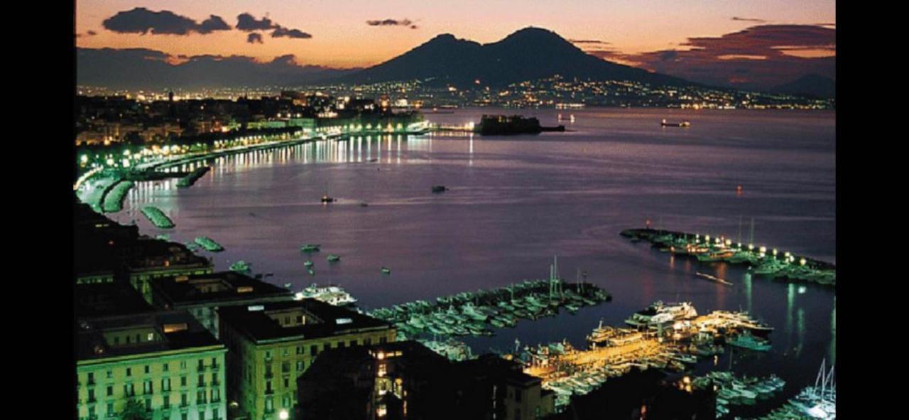 Suite Home Napoli Eksteriør bilde