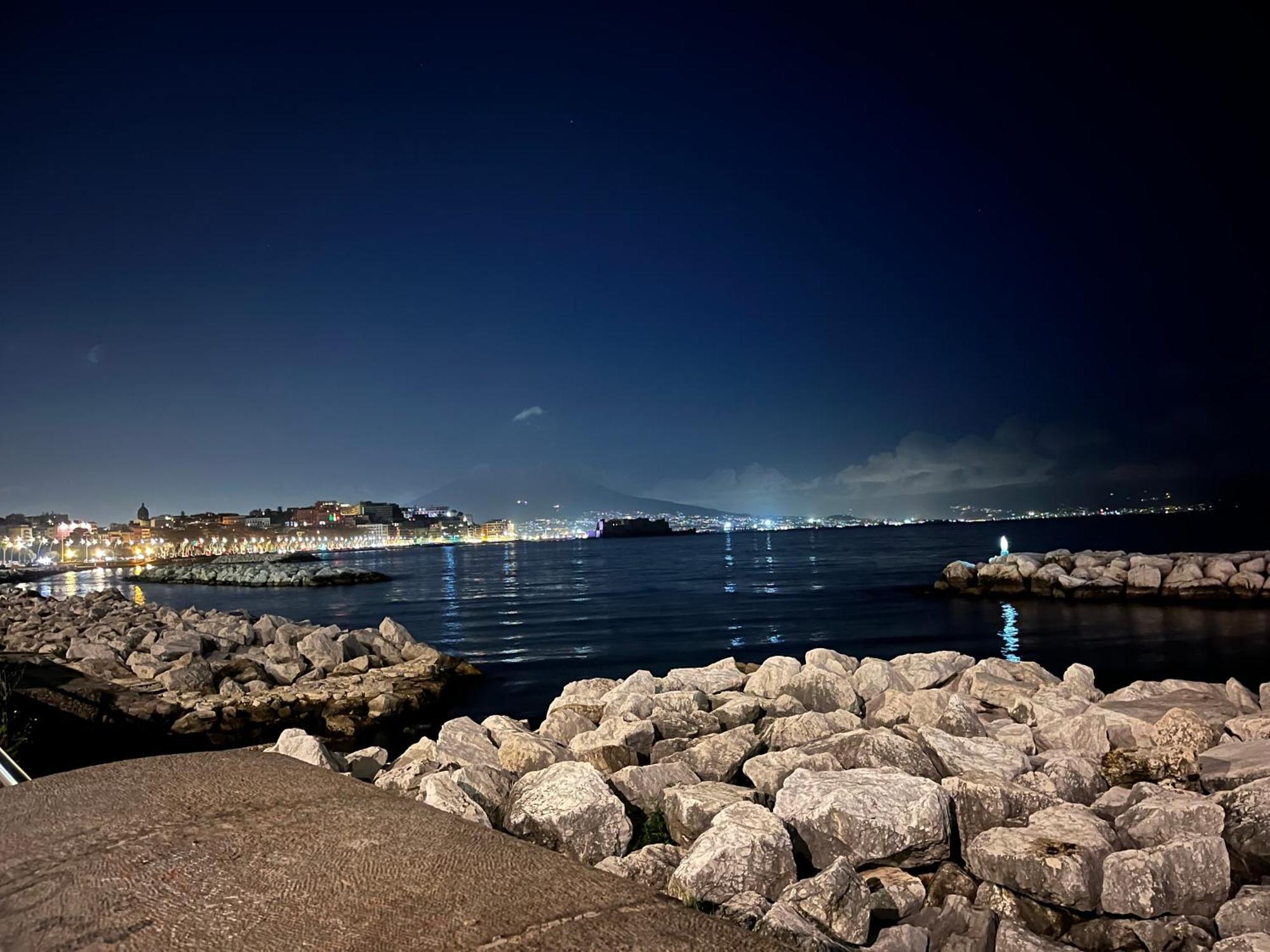 Suite Home Napoli Eksteriør bilde